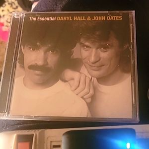 The essentials of Daryl Hall and John Oates